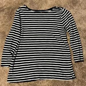 Old Navy striped tee size small